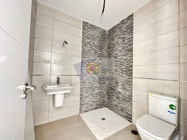 3 makuuhuone Rivitalo myytävänä paikassa Vélez-Málaga mukana uima-altaan 
autotalli - 345 400 € (Ref: 9081197)