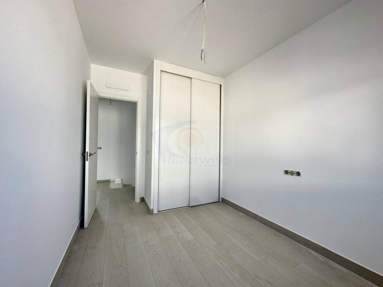 3 soveværelse Rækkehus til salg i Velez-Malaga med swimmingpool garage - € 345.400 (Ref: 9081197)