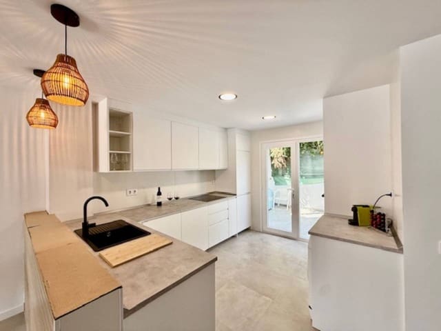 3 makuuhuone Rivitalo vuokrattavana paikassa Rincón de la Victoria mukana uima-altaan 
autotalli - 2 000 € (Ref: 9190263)