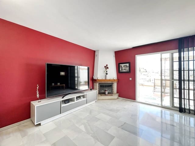 3 Zimmer Reihenhaus zu verkaufen in Rincón de la Victoria mit Pool Garage - 487.000 € (Ref: 9235888)