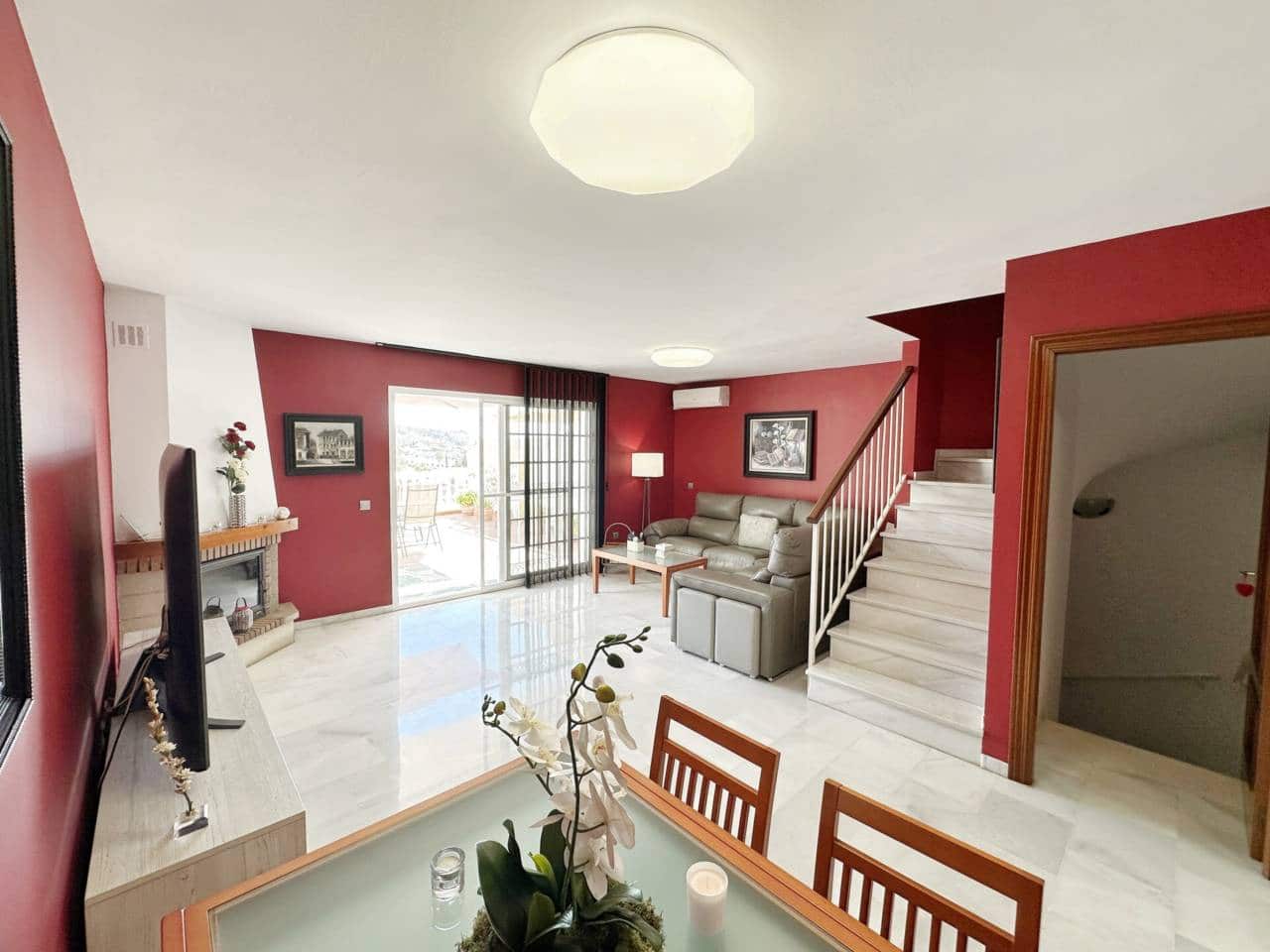 3 soveværelse Rækkehus til salg i Rincon de la Victoria med swimmingpool garage - € 487.000 (Ref: 9235888)