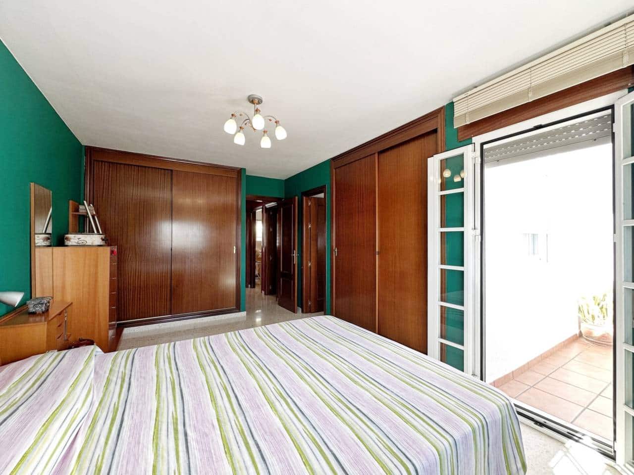 3 soveværelse Rækkehus til salg i Rincon de la Victoria med swimmingpool garage - € 487.000 (Ref: 9235888)