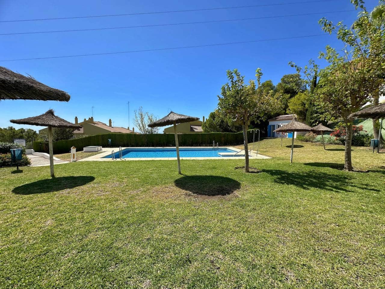 3 soveværelse Rækkehus til salg i Rincon de la Victoria med swimmingpool garage - € 487.000 (Ref: 9235888)