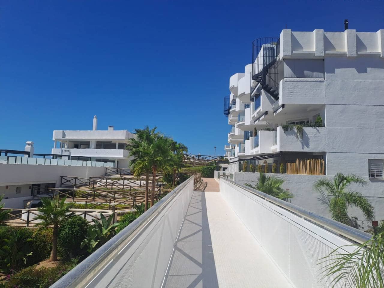 1 soverom Leilighet til salgs i Rincon de la Victoria med svømmebasseng garasje - € 215 000 (Ref: 9246246)