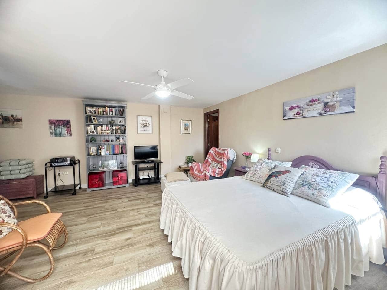 4 soverom Villa til salgs i Rincon de la Victoria med svømmebasseng garasje - € 685 000 (Ref: 9272048)