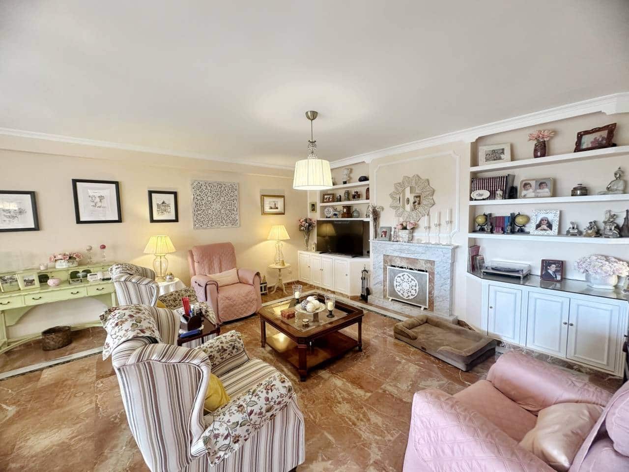 4 soverom Villa til salgs i Rincon de la Victoria med svømmebasseng garasje - € 685 000 (Ref: 9272048)