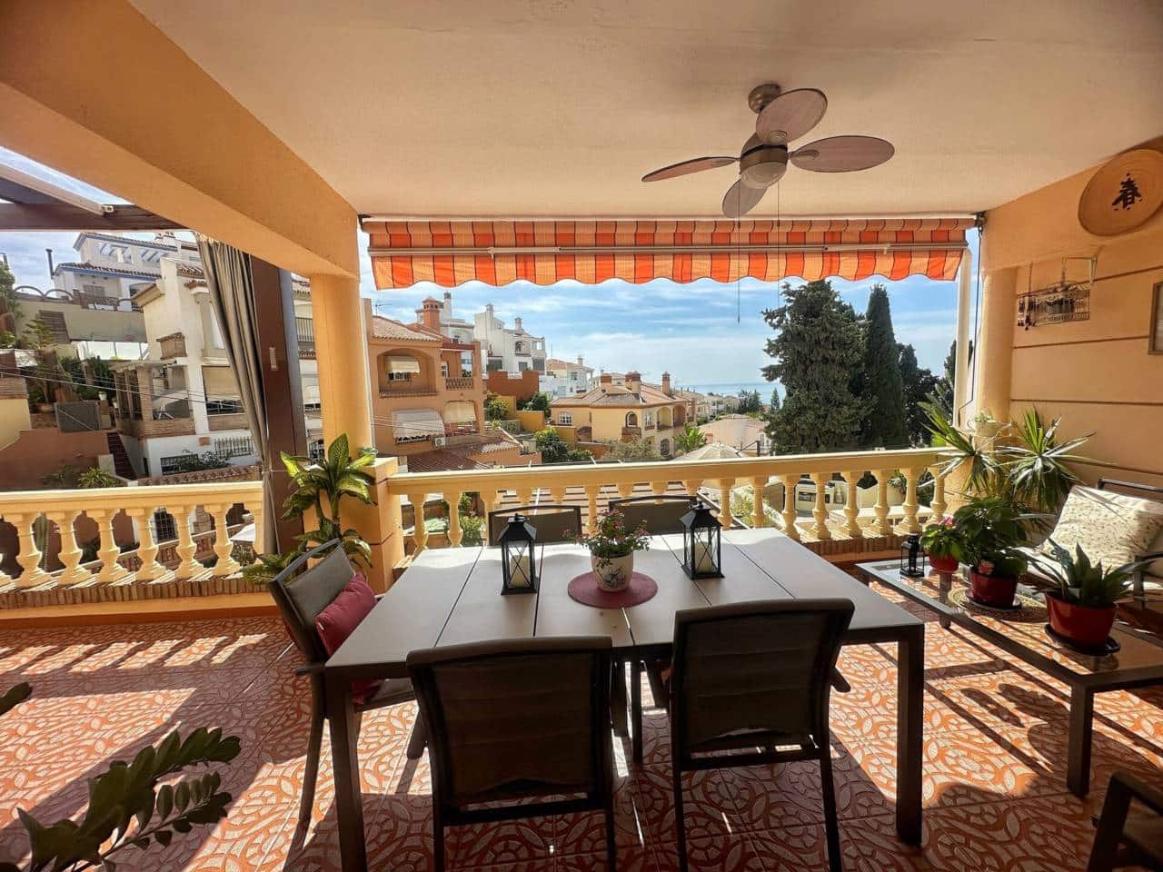 4 soverom Villa til salgs i Rincon de la Victoria med svømmebasseng garasje - € 685 000 (Ref: 9272048)