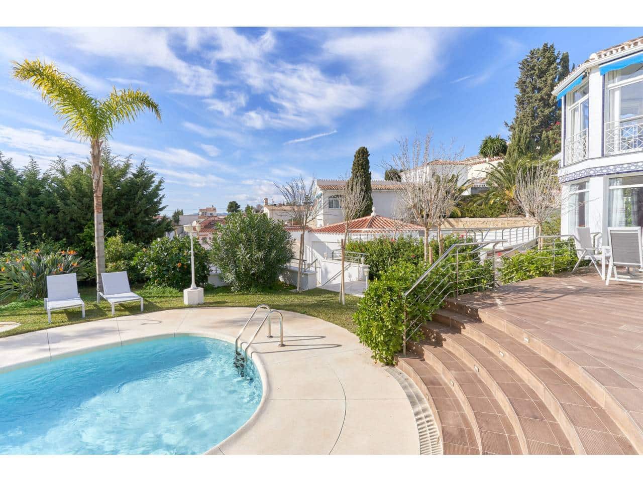 7 soverom Villa til salgs i Velez-Malaga med svømmebasseng garasje - € 1 200 000 (Ref: 9300339)