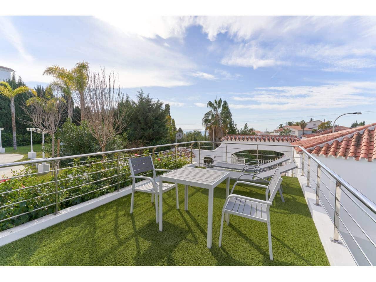 7 soverom Villa til salgs i Velez-Malaga med svømmebasseng garasje - € 1 200 000 (Ref: 9300339)