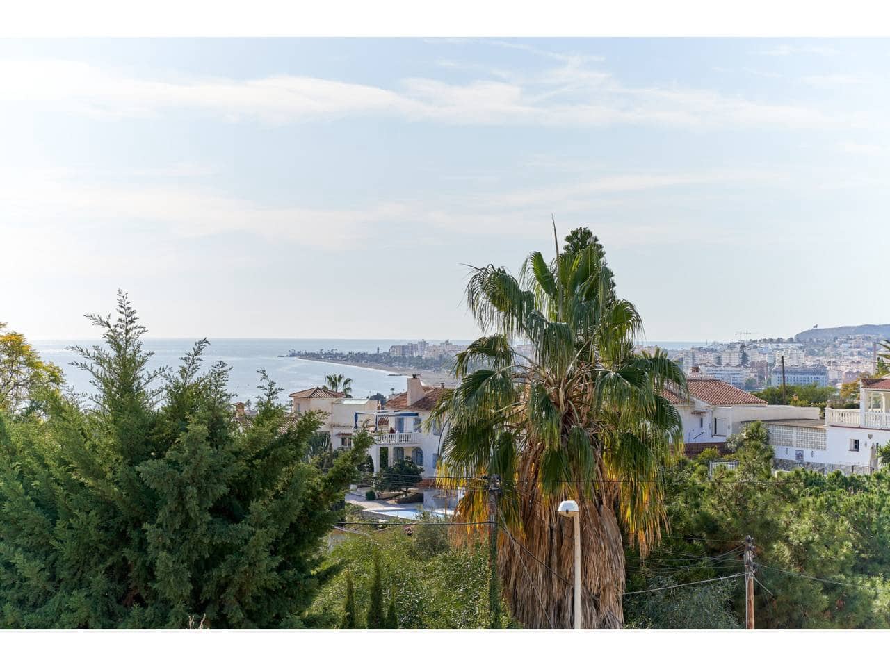 7 soverom Villa til salgs i Velez-Malaga med svømmebasseng garasje - € 1 200 000 (Ref: 9300339)