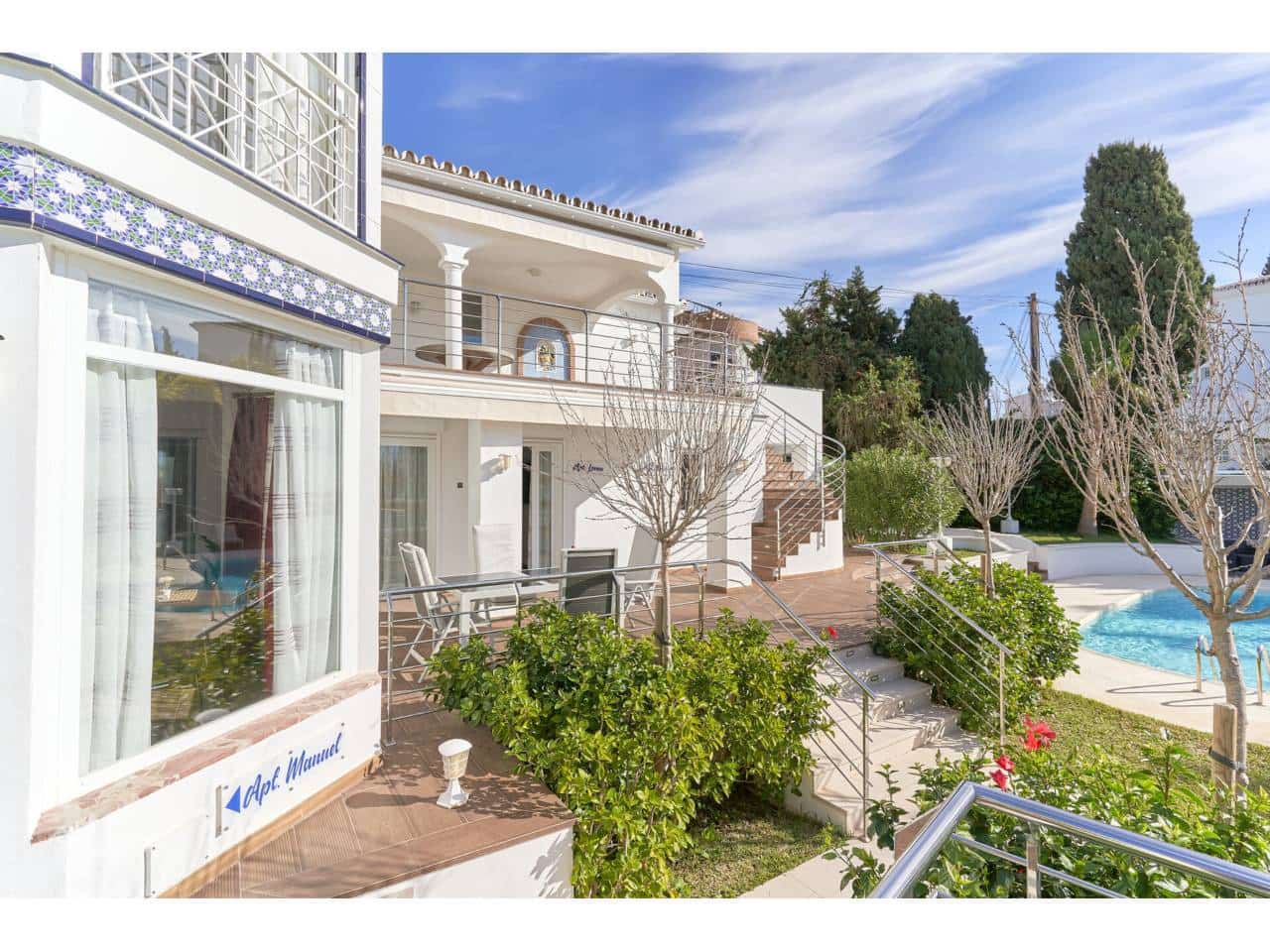 7 soverom Villa til salgs i Velez-Malaga med svømmebasseng garasje - € 1 200 000 (Ref: 9300339)