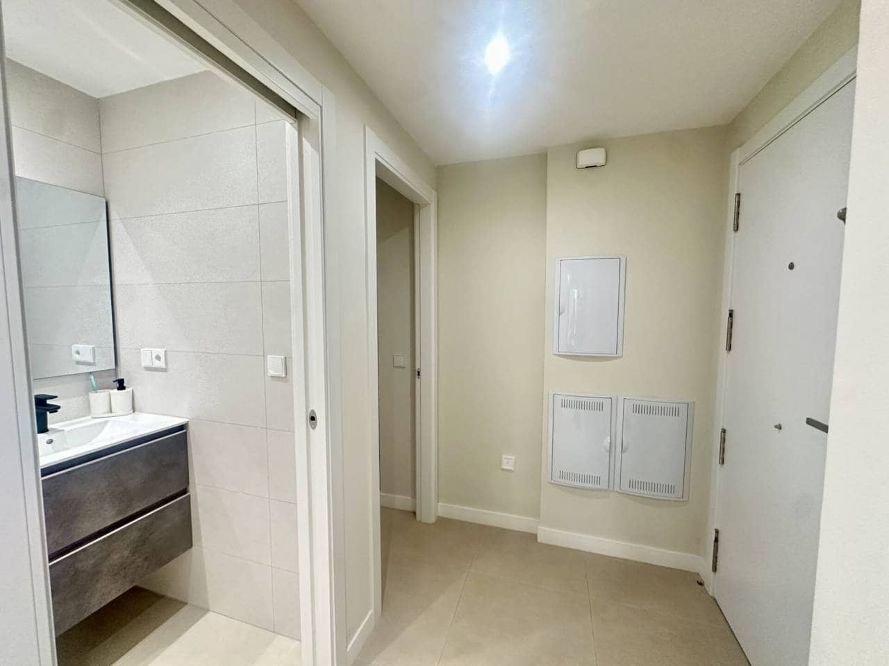 2 bedroom Penthouse for sale in Velez-Malaga with pool garage - € 397,100 (Ref: 9317160)