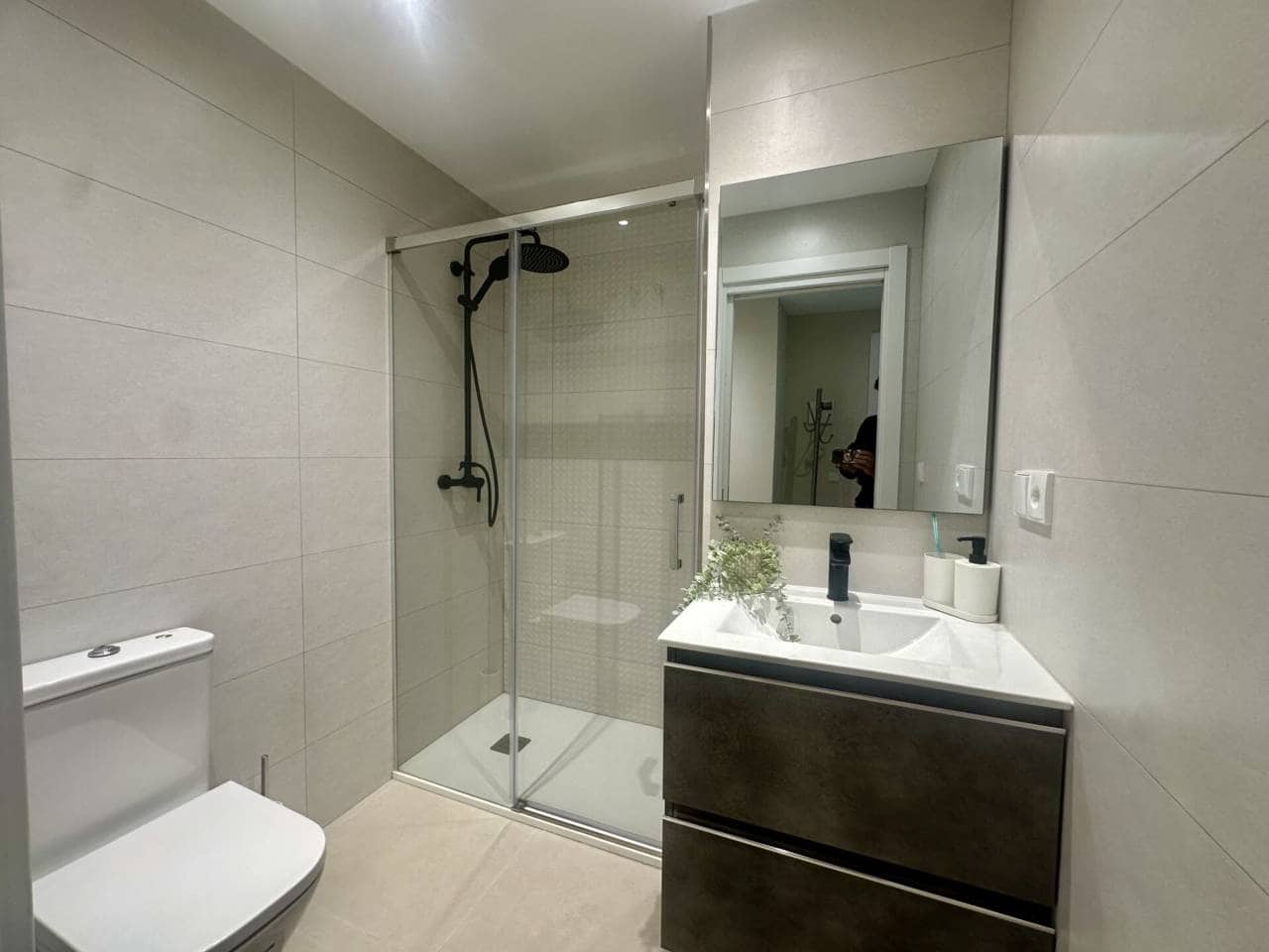 2 bedroom Penthouse for sale in Velez-Malaga with pool garage - € 397,100 (Ref: 9317160)