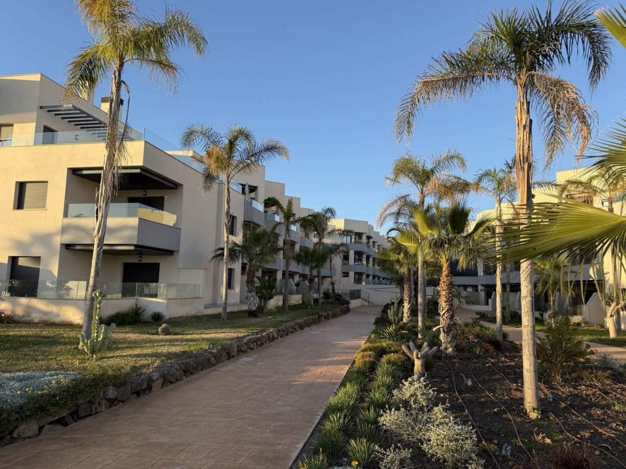 2 bedroom Penthouse for sale in Velez-Malaga with pool garage - € 397,100 (Ref: 9317160)