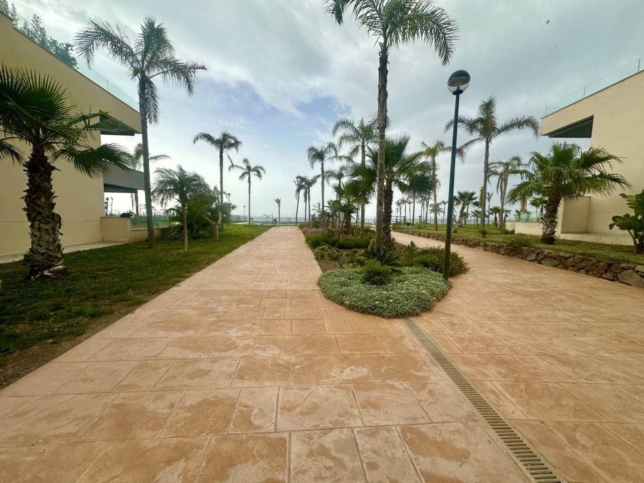 2 bedroom Penthouse for sale in Velez-Malaga with pool garage - € 397,100 (Ref: 9317160)