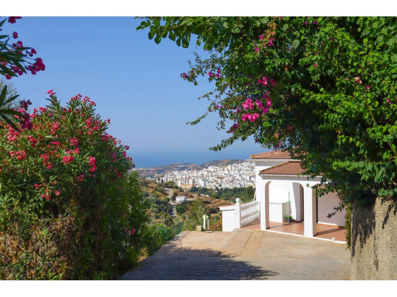 4 camera da letto Finca/Casa di Campagna in vendita in Torrox con garage - 399.000 € (Rif: 9330070)