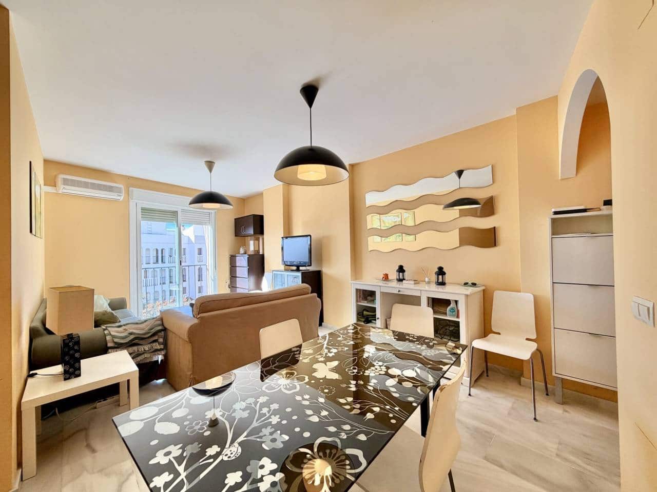 3 makuuhuone Asunto myytävänä paikassa Rincon de la Victoria - 335 000 € (Ref: 9358837)