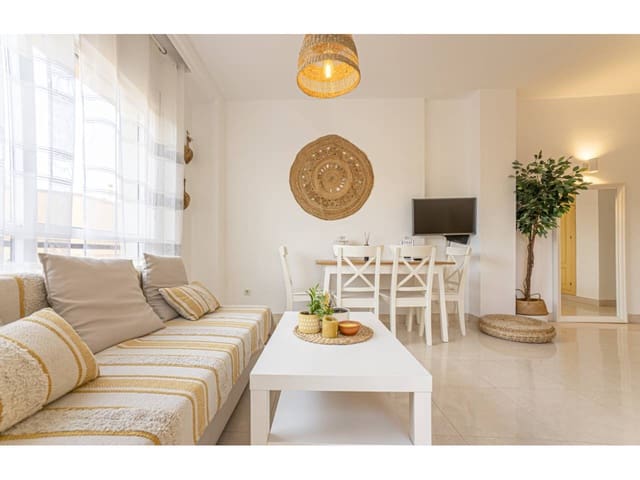 1 bedroom Flat for sale in Rincón de la Victoria with pool - € 220,000 (Ref: 9398034)