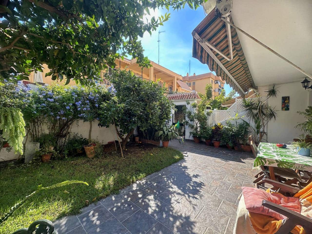 4 chambre Villa/Maison Semi-Mitoyenne à vendre à Rincon de la Victoria - 475 000 € (Ref: 9398035)