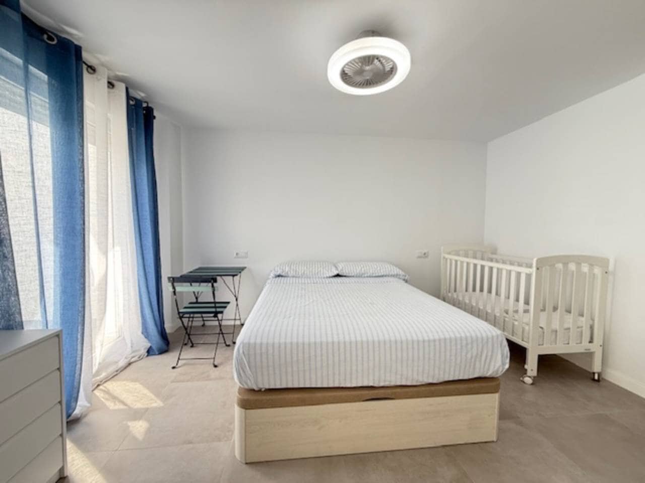 3 makuuhuone Rivitalo vuokrattavana paikassa Rincon de la Victoria mukana uima-altaan 
autotalli - 1 750 € (Ref: 9407855)