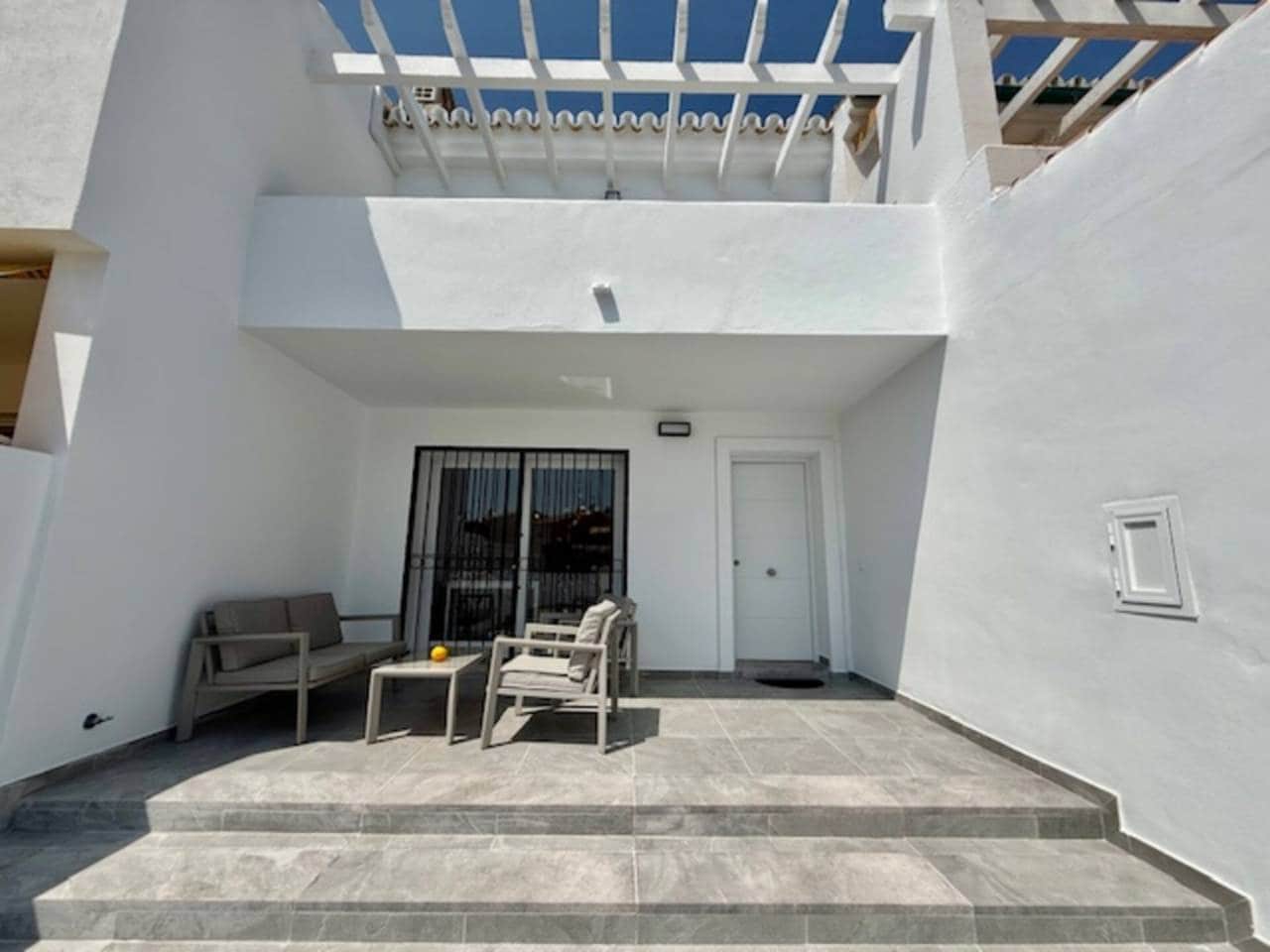 3 makuuhuone Rivitalo vuokrattavana paikassa Rincon de la Victoria mukana uima-altaan 
autotalli - 1 750 € (Ref: 9407855)