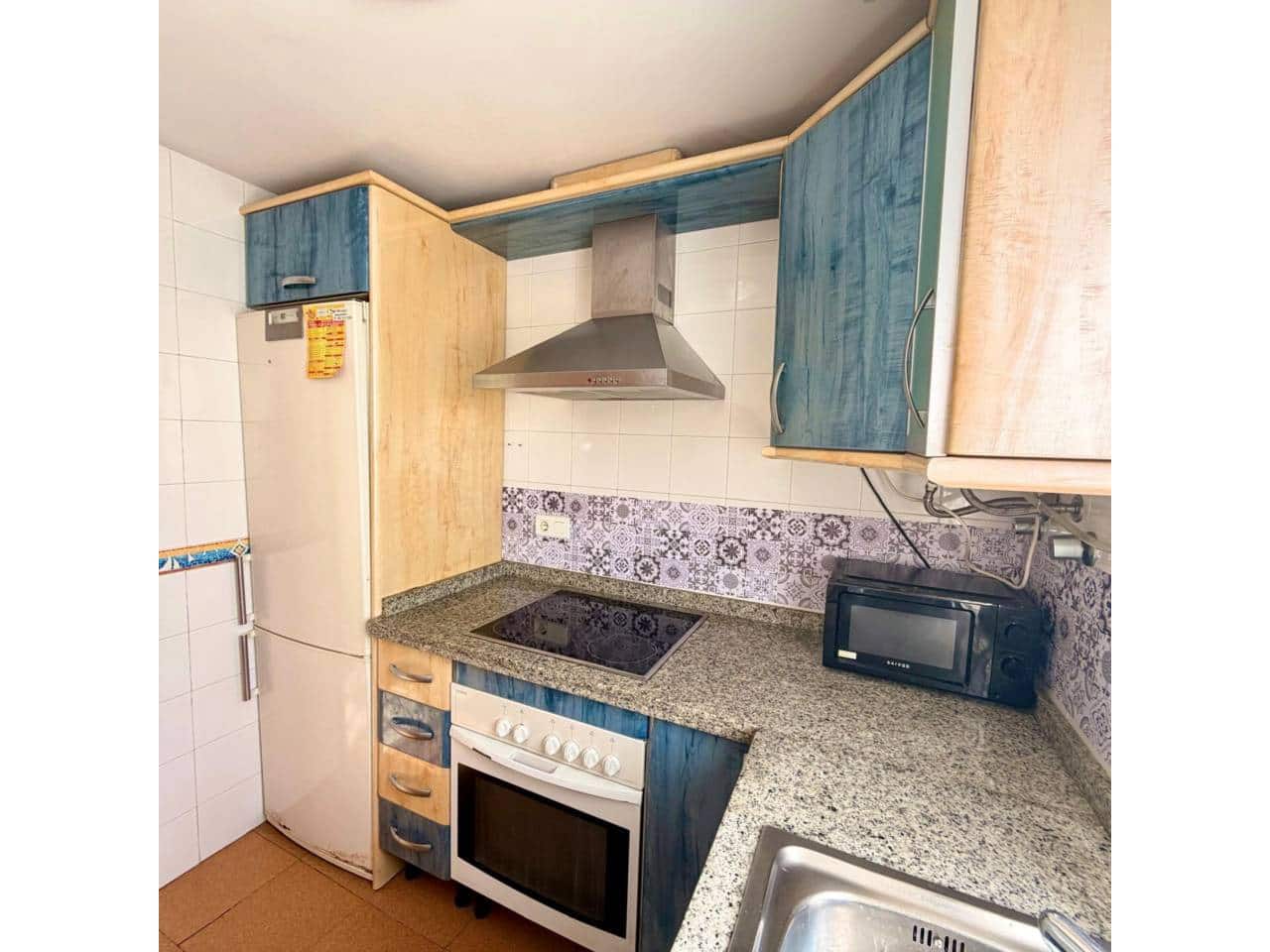 1 bedroom Flat for sale in Velez-Malaga with pool garage - € 220,000 (Ref: 9409098)