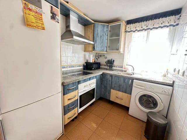 1 bedroom Flat for sale in Vélez-Málaga with pool garage - € 220,000 (Ref: 9409098)