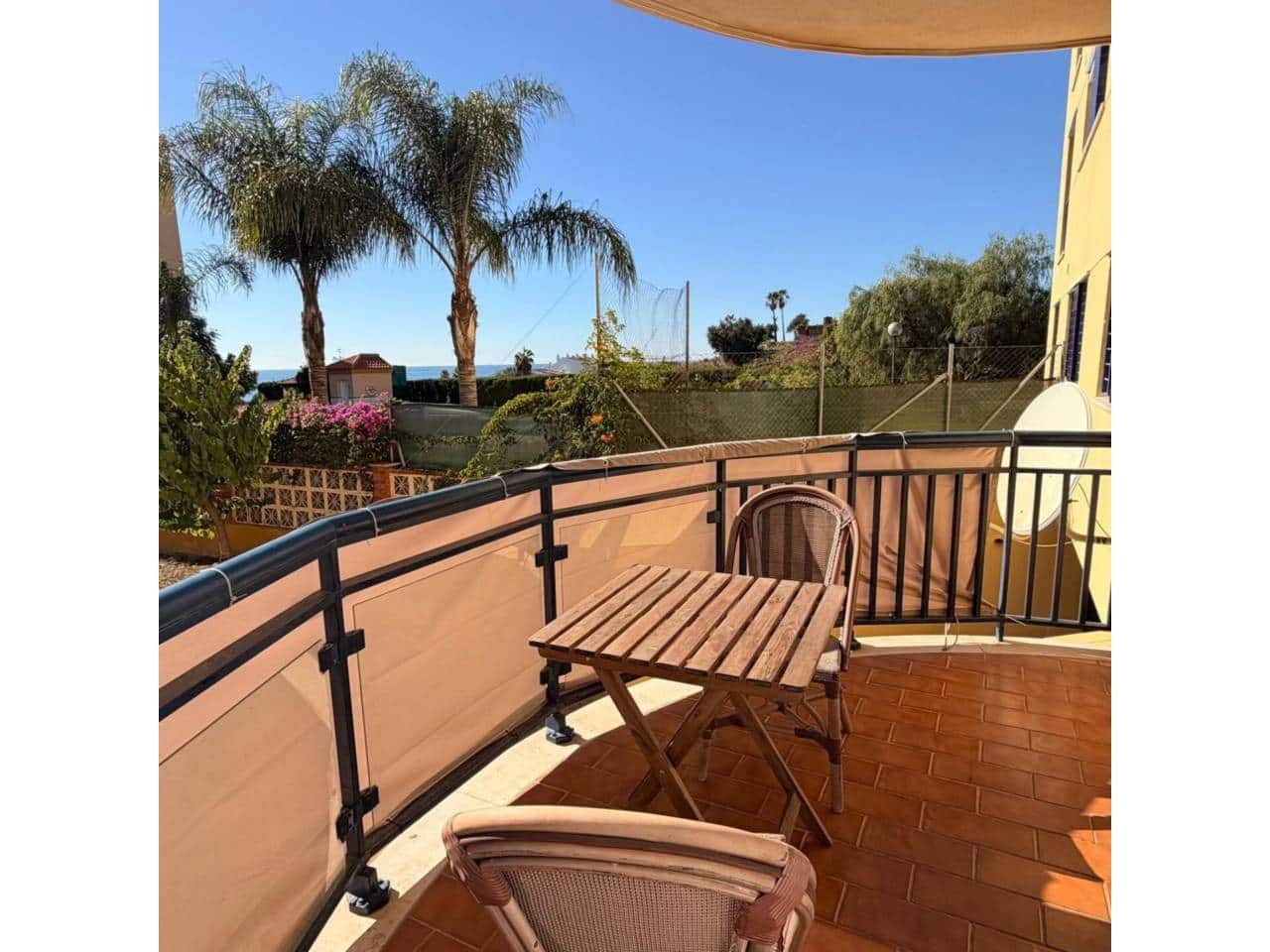 1 bedroom Flat for sale in Velez-Malaga with pool garage - € 220,000 (Ref: 9409098)