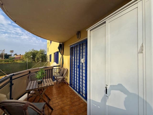 1 bedroom Flat for sale in Vélez-Málaga with pool garage - € 220,000 (Ref: 9409098)