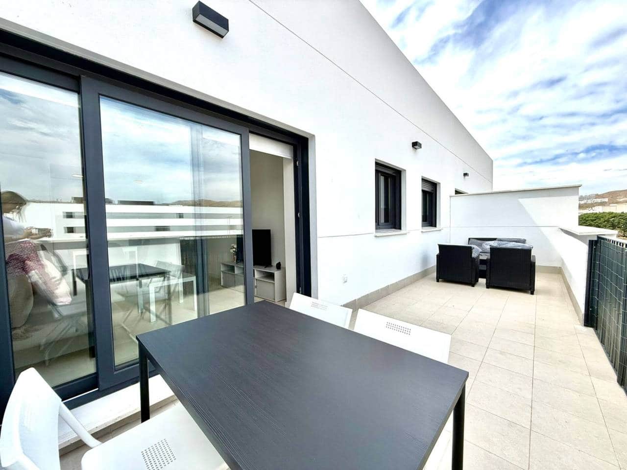 2 bedroom Penthouse for rent in Rincon de la Victoria with pool garage - € 1,000 (Ref: 9412588)