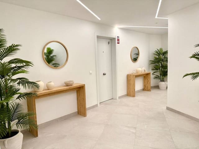 2 bedroom Penthouse for rent in Rincón de la Victoria with pool garage - € 1,000 (Ref: 9412588)