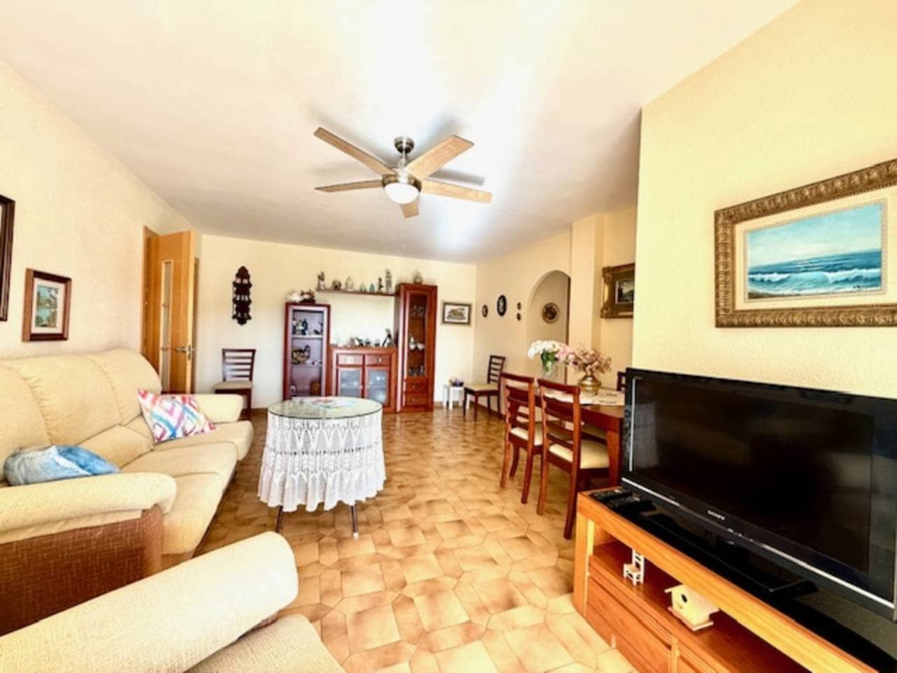 Piso de 3 habitaciones en Rincón de la Victoria en alquiler con piscina garaje - 950 € (Ref: 9412589)