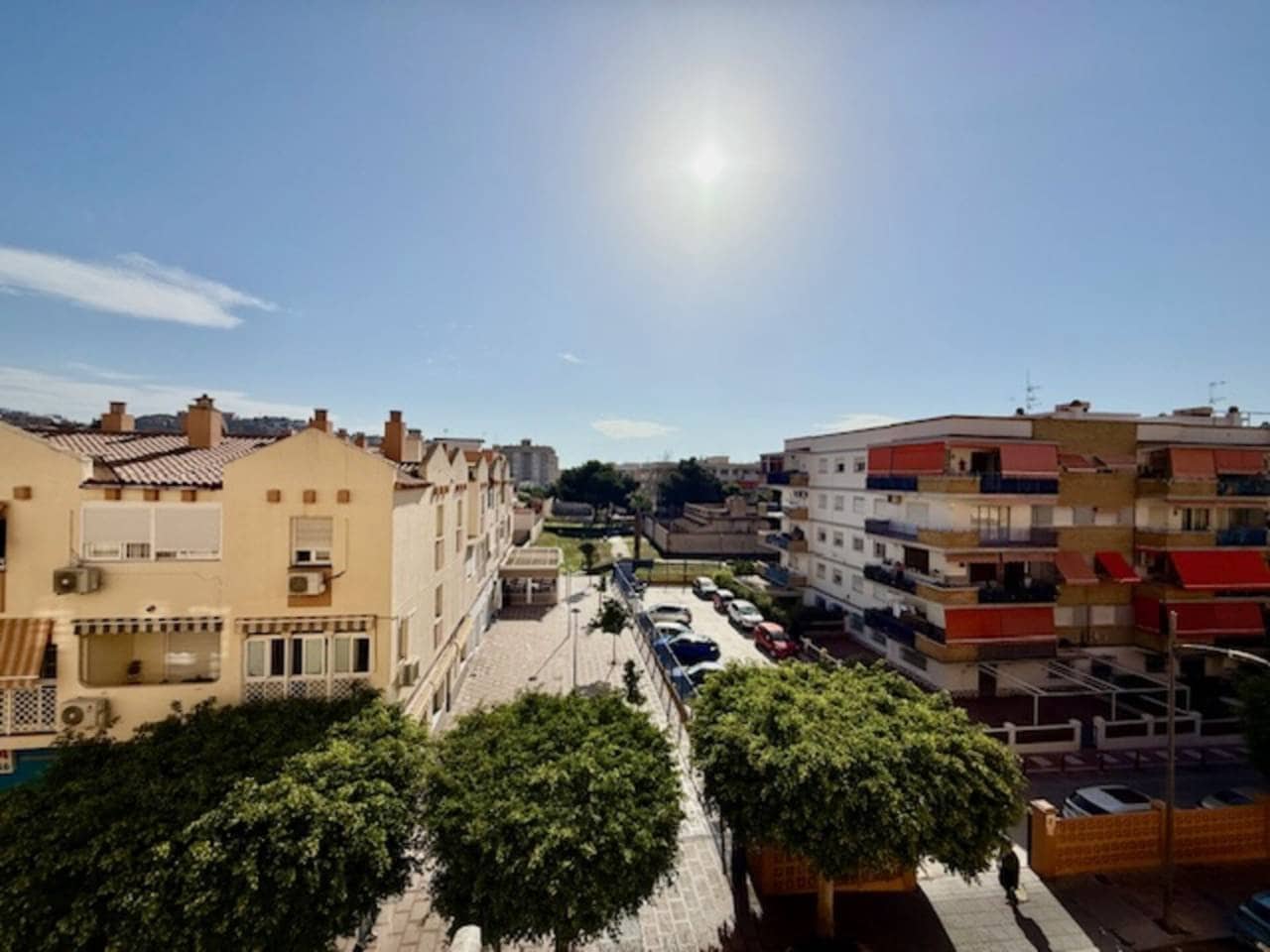 Piso de 3 habitaciones en Rincón de la Victoria en alquiler con piscina garaje - 950 € (Ref: 9412589)