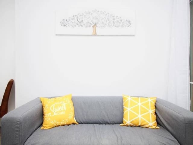 2 bedroom Flat for rent in Rincón de la Victoria - € 900 (Ref: 9412590)