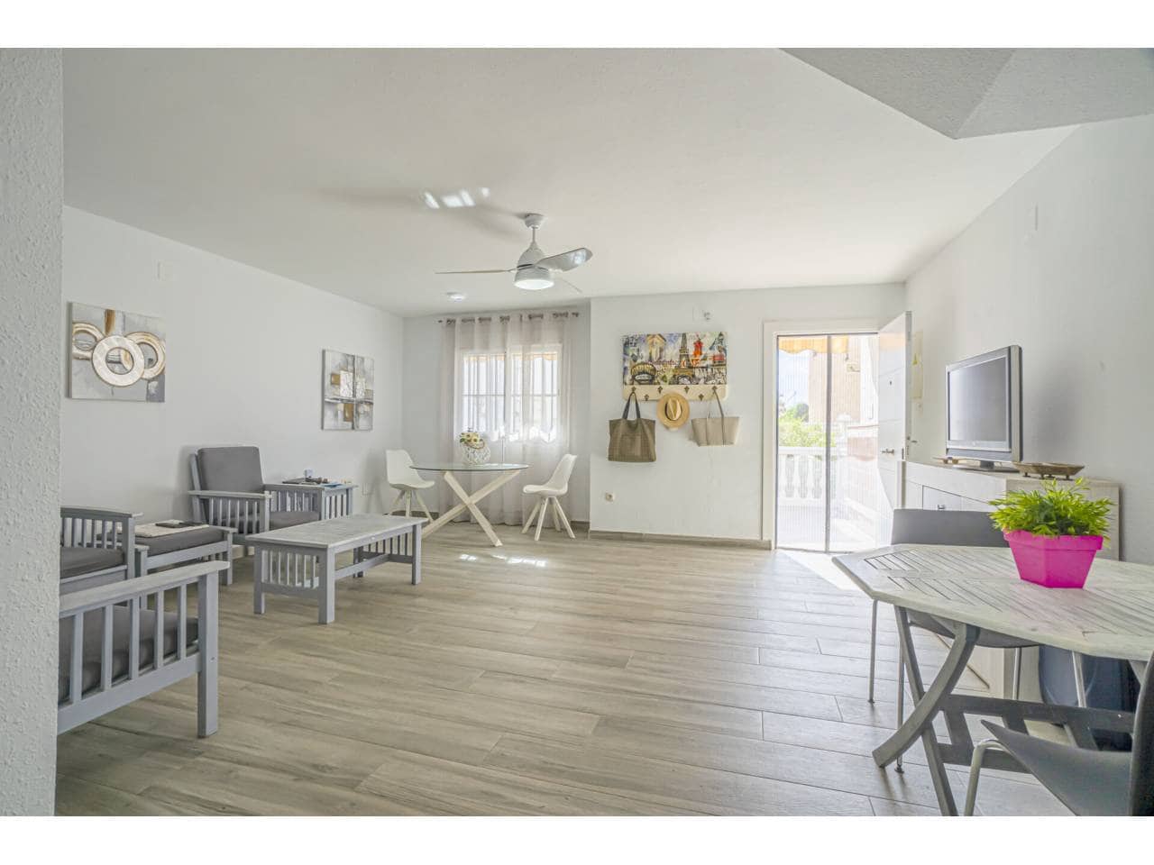 4 makuuhuone Paritalo myytävänä paikassa Velez-Malaga - 429 000 € (Ref: 9432852)