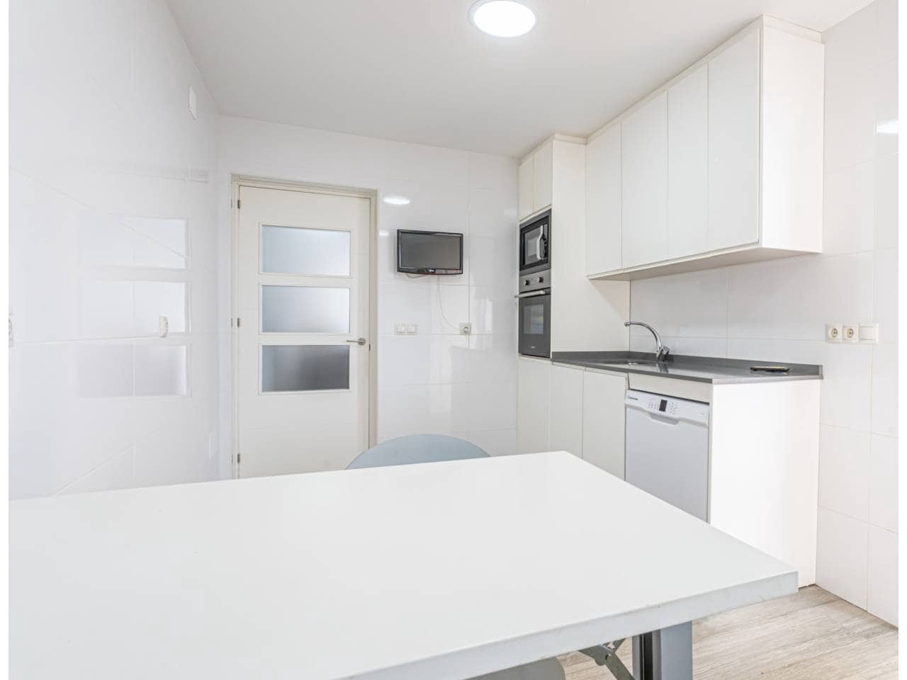 4 makuuhuone Paritalo myytävänä paikassa Velez-Malaga - 429 000 € (Ref: 9432852)