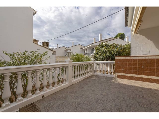 4 makuuhuone Paritalo myytävänä paikassa Vélez-Málaga - 429 000 € (Ref: 9432852)