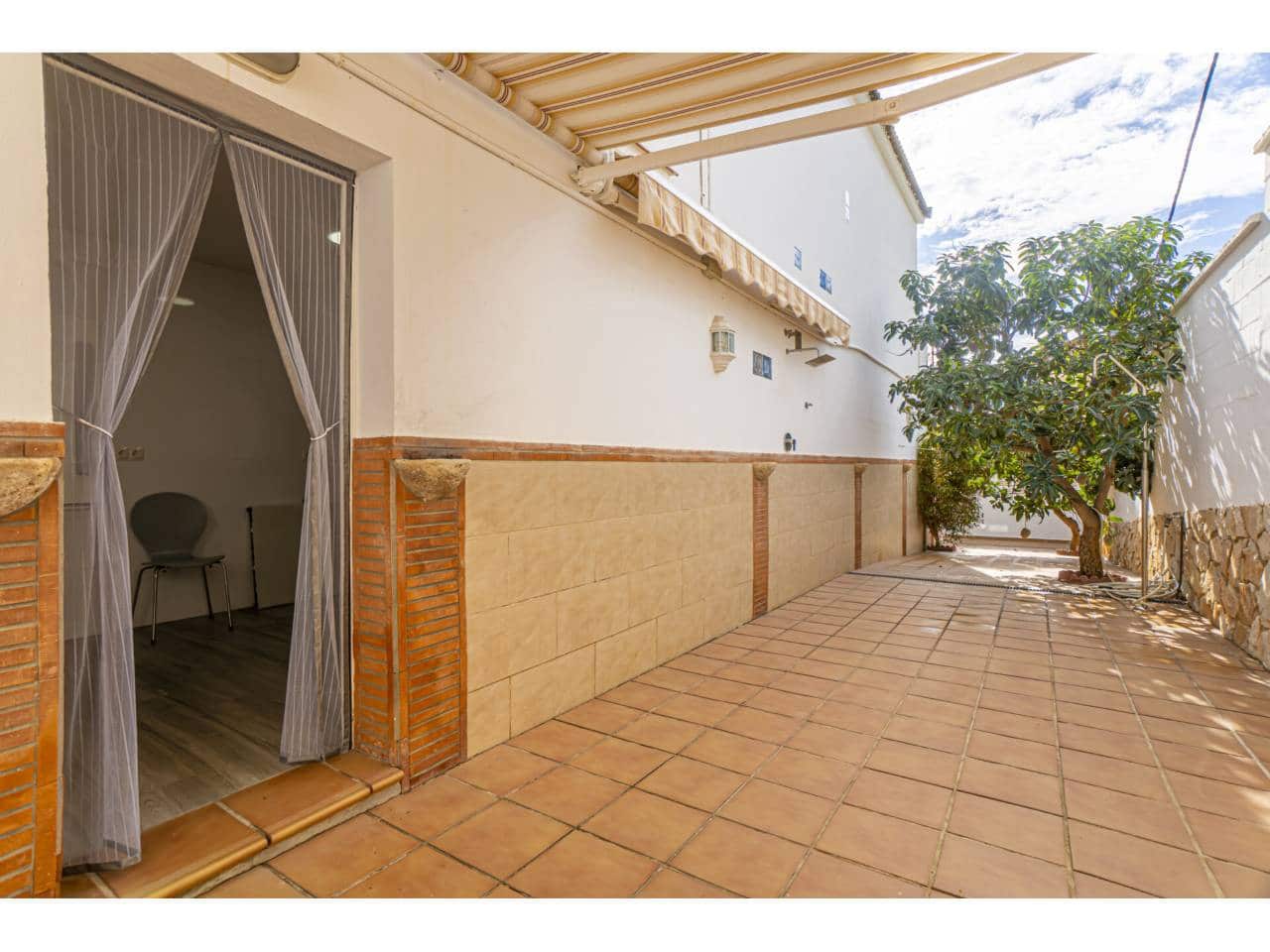 4 makuuhuone Paritalo myytävänä paikassa Velez-Malaga - 429 000 € (Ref: 9432852)