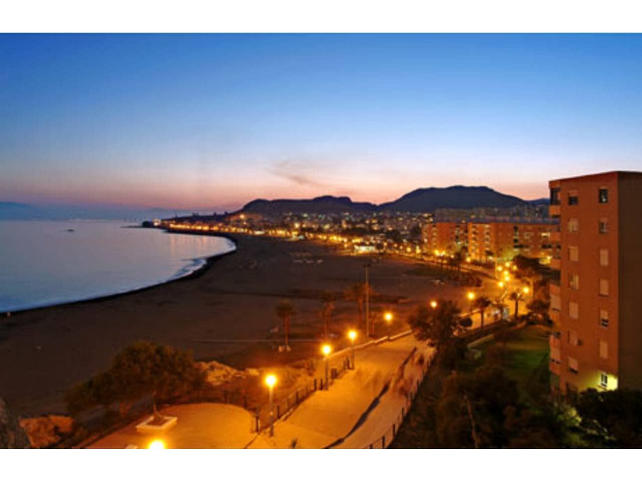 2 bedroom Flat for sale in Rincon de la Victoria with garage - € 360,000 (Ref: 9438801)