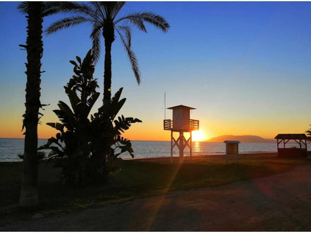 2 bedroom Flat for sale in Rincon de la Victoria with garage - € 360,000 (Ref: 9438801)