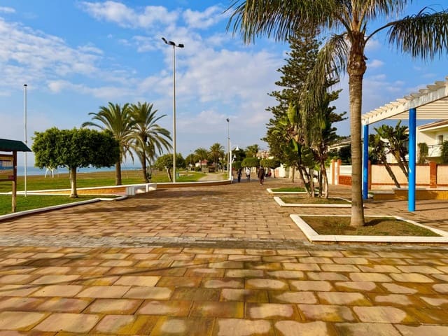 2 camera da letto Appartamento in vendita in Rincón de la Victoria con garage - 360.000 € (Rif: 9438801)