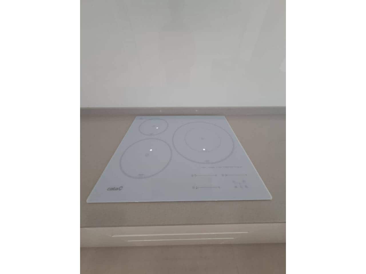 2 makuuhuone Asunto myytävänä paikassa Rincon de la Victoria mukana uima-altaan 
autotalli - 269 000 € (Ref: 9441075)