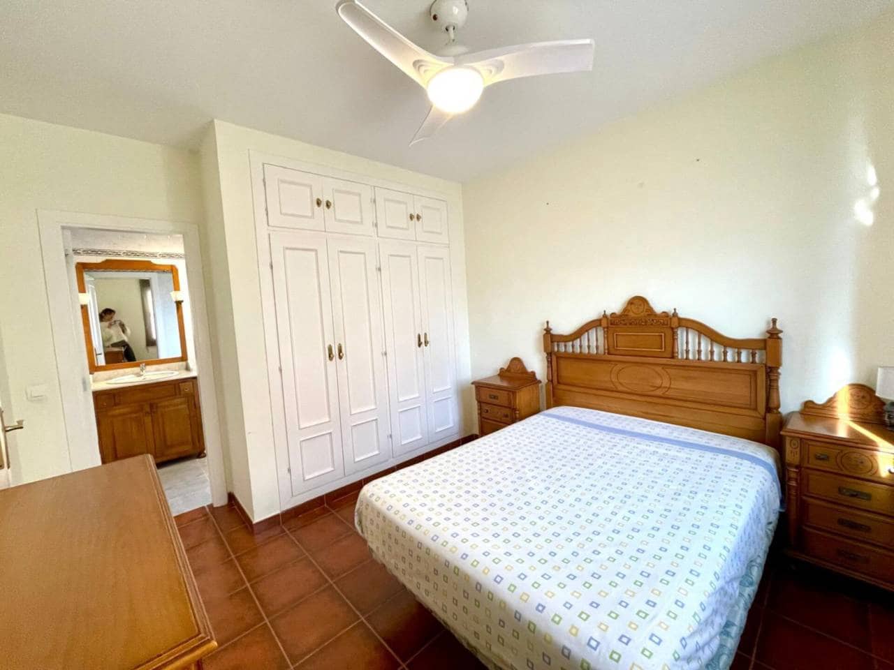 3 soverom Rekkehus til leie i Velez-Malaga med svømmebasseng garasje - € 1 500 (Ref: 9451770)