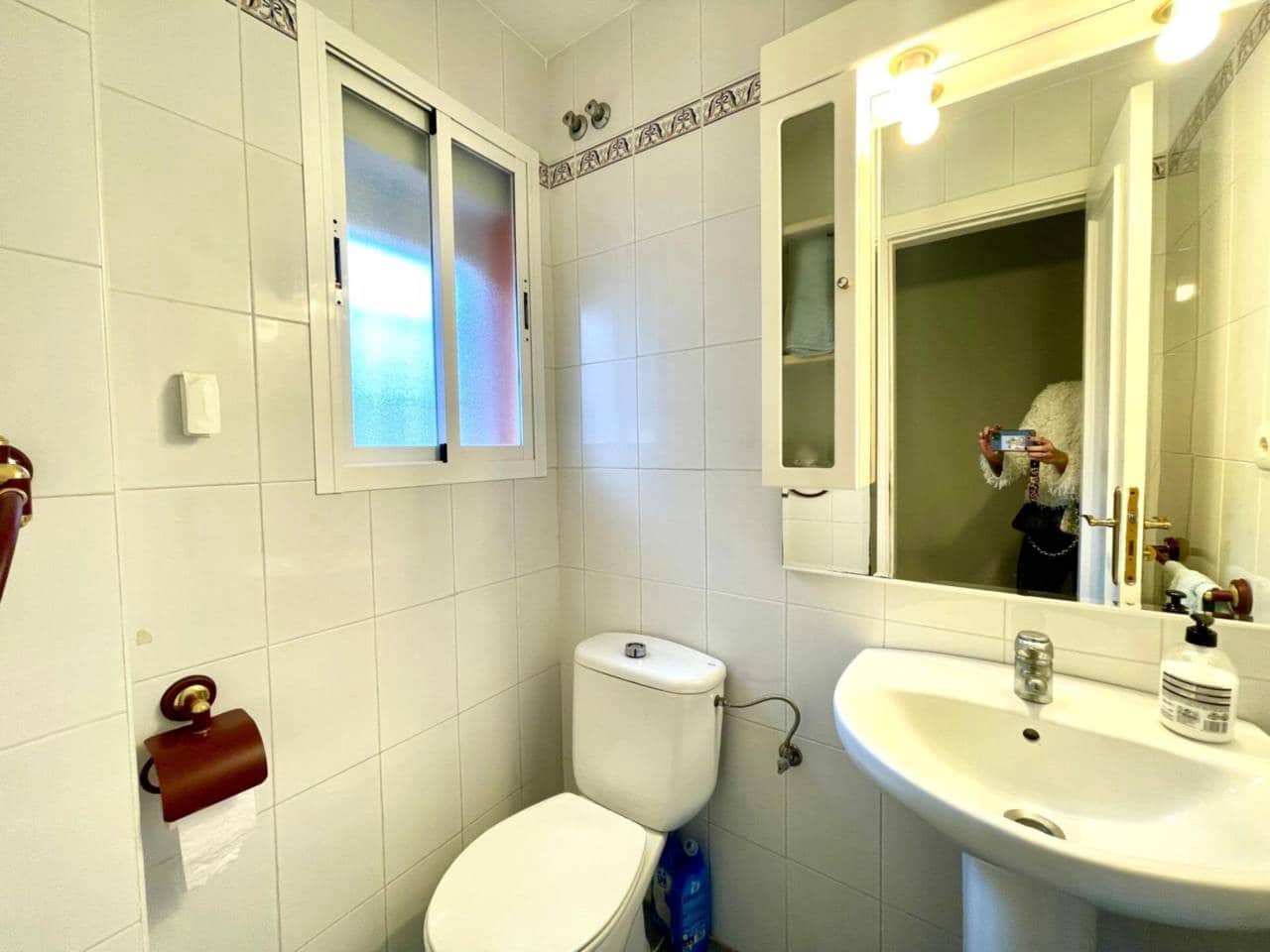 3 soverom Rekkehus til leie i Velez-Malaga med svømmebasseng garasje - € 1 500 (Ref: 9451770)