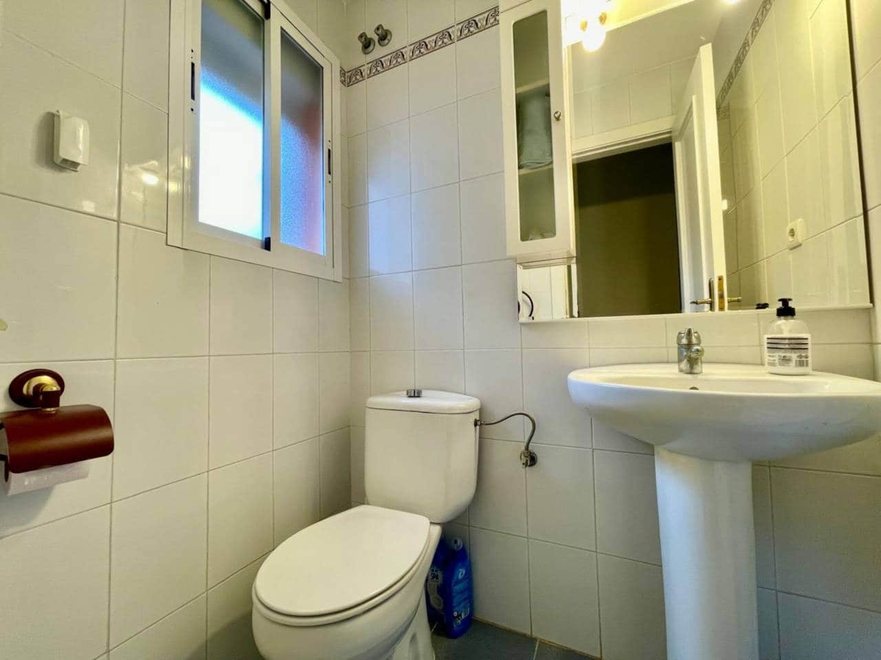 3 soverom Rekkehus til leie i Velez-Malaga med svømmebasseng garasje - € 1 500 (Ref: 9451770)