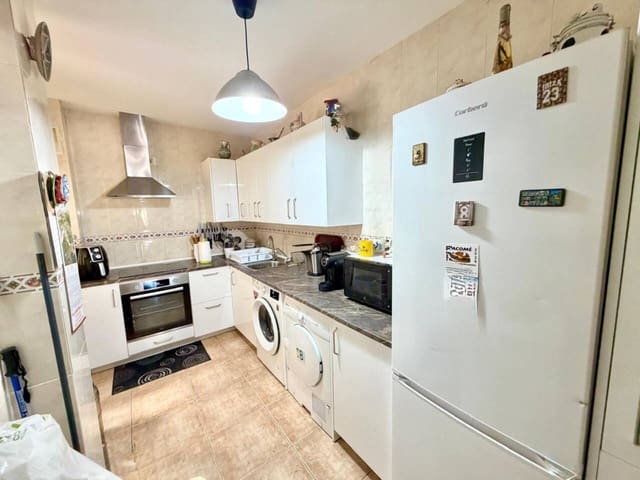 3 bedroom Flat for sale in Benagalbon, Rincón de la Victoria with garage - € 250,000 (Ref: 9481688)