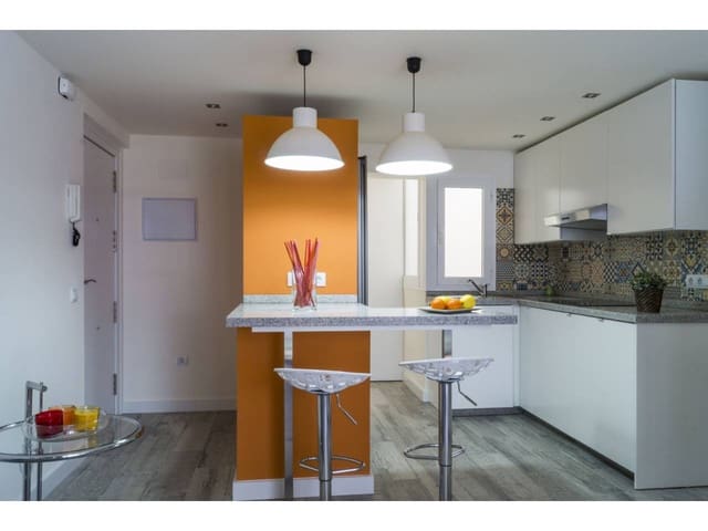 2 slaapkamer Appartement te huur in Rincón de la Victoria met garage - € 1.000 (Ref: 9481689)