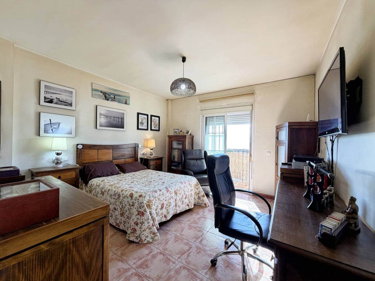 4 Zimmer Villa zu verkaufen in Torre de Benagalbon mit Pool Garage - 645.000 € (Ref: 9485506)