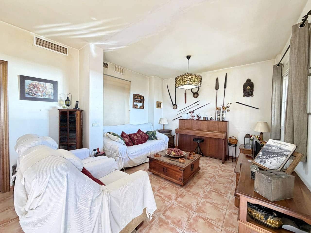 4 Zimmer Villa zu verkaufen in Torre de Benagalbon mit Pool Garage - 645.000 € (Ref: 9485506)