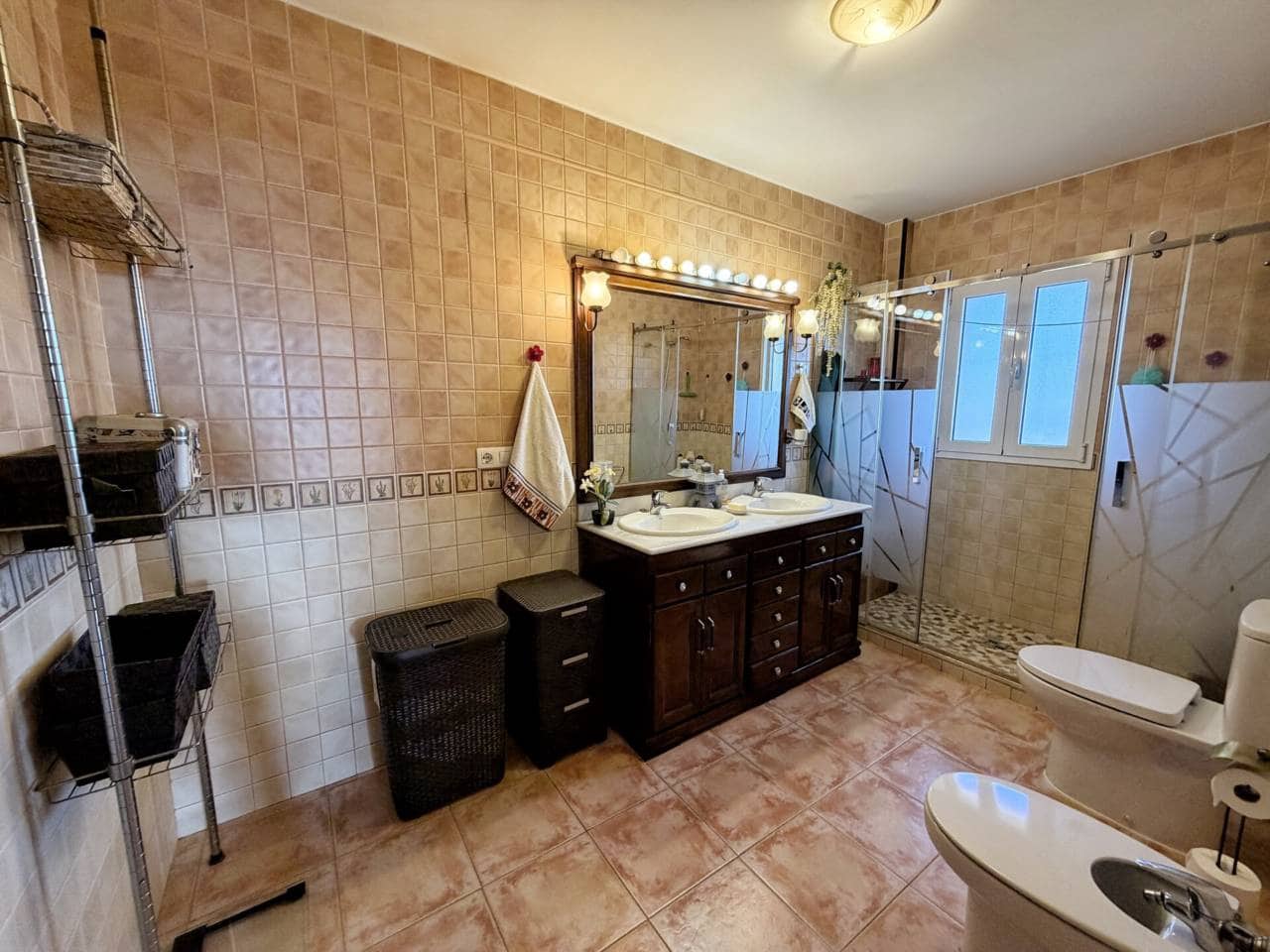 4 Zimmer Villa zu verkaufen in Torre de Benagalbon mit Pool Garage - 645.000 € (Ref: 9485506)